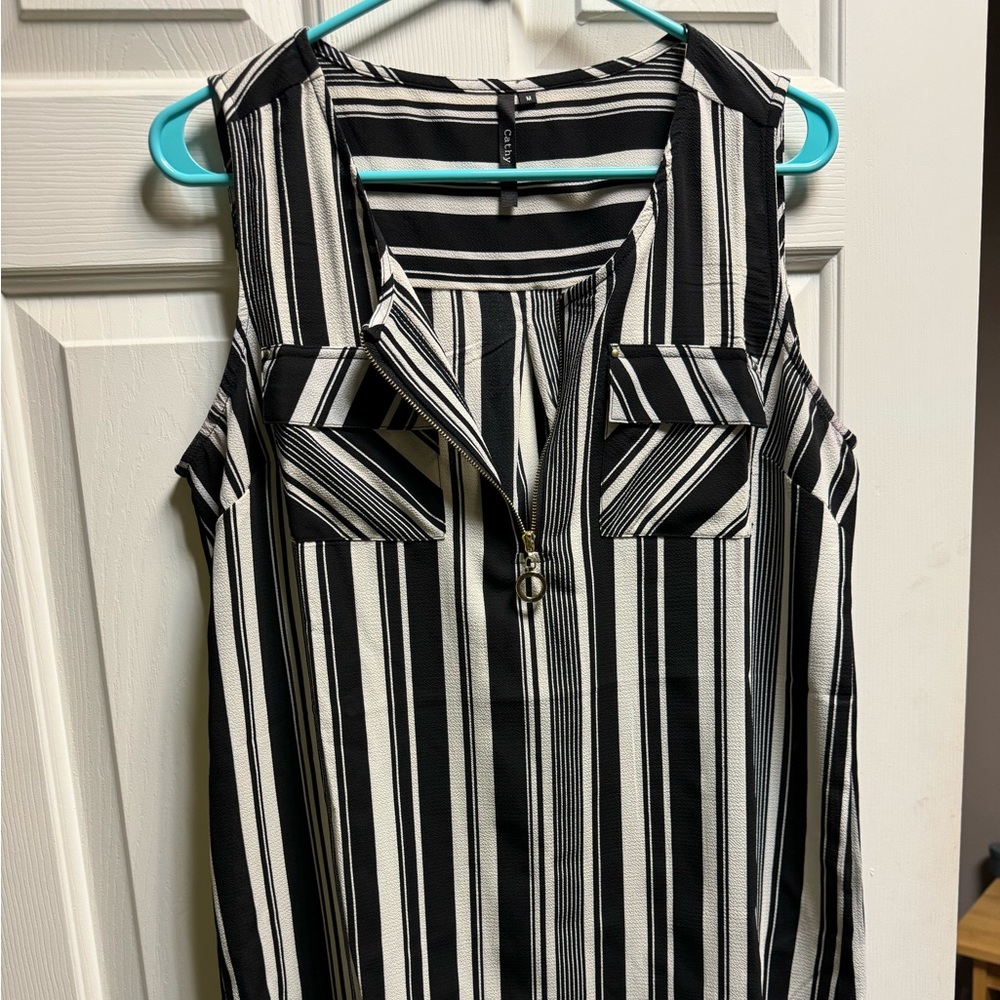 Like new! Cathy woman’s tank top blouse